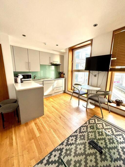 1 Bedroom In Piccadilly Circus - Cov1 Londres Extérieur photo